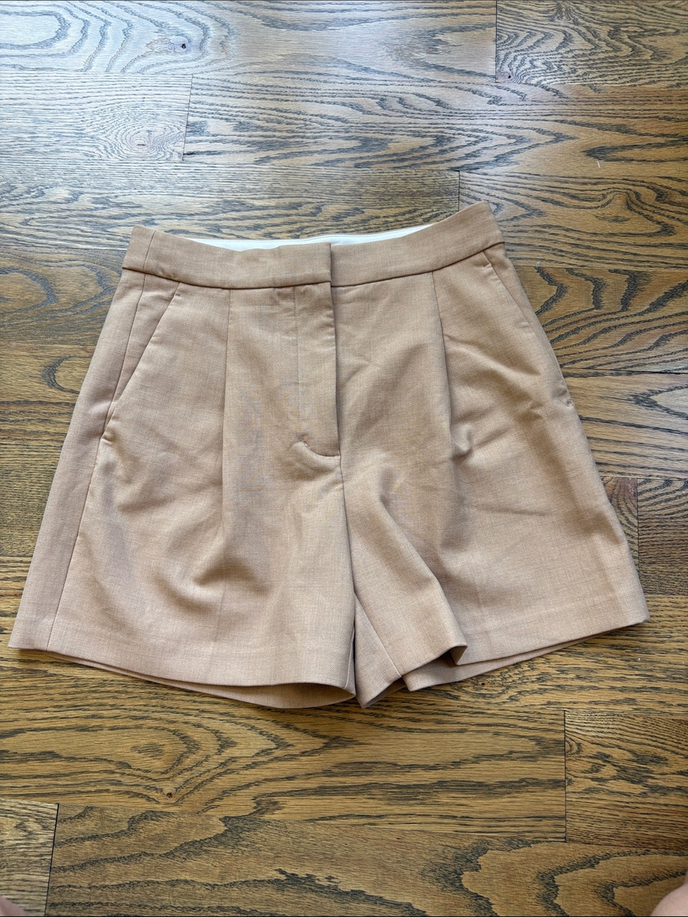 Wilfred Aritzia High-Rise Tailored Women's Shorts in Tan, 6